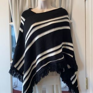 Women’s poncho